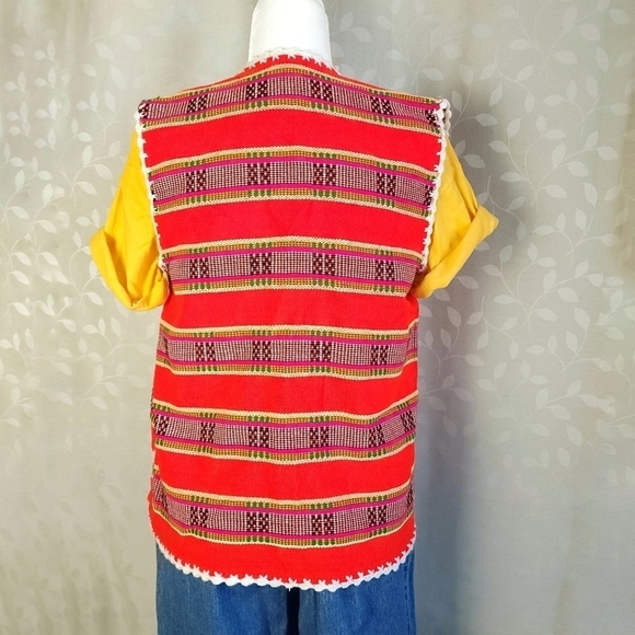 Vintage Vest Boho Southwest Handmade Crochet Trim Serape Knit Tie Front Red - Picture 11 of 16